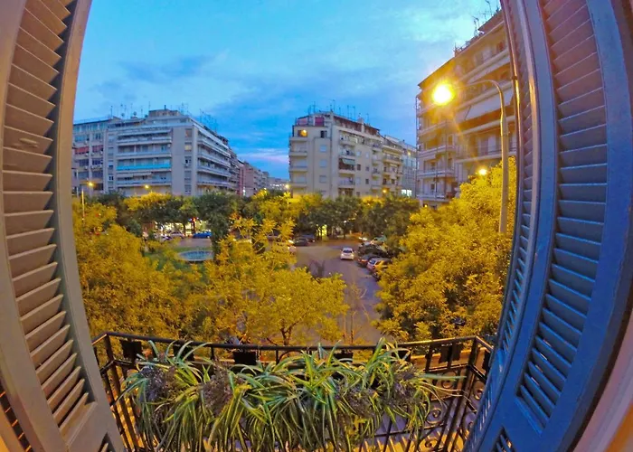 Antigonidon Skyline View Penthouse